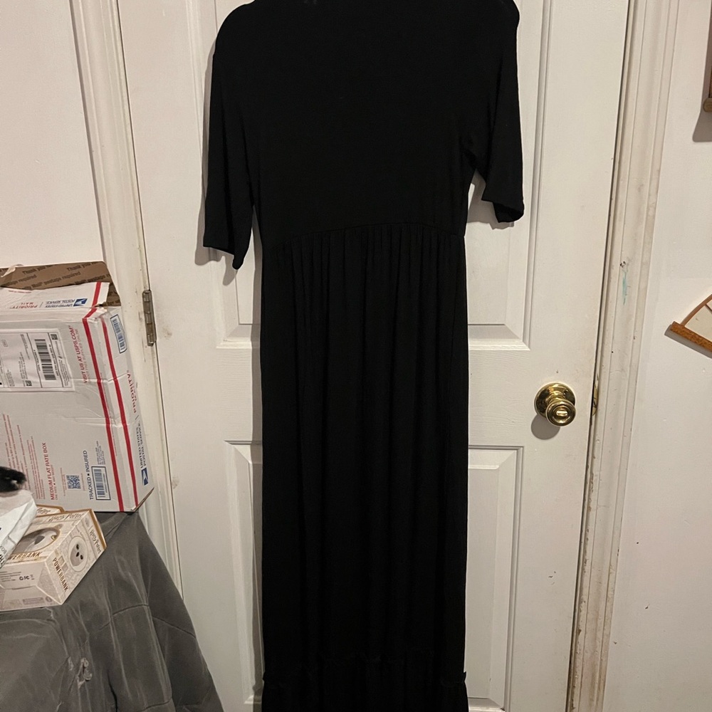 Chic Black Maxi Dress